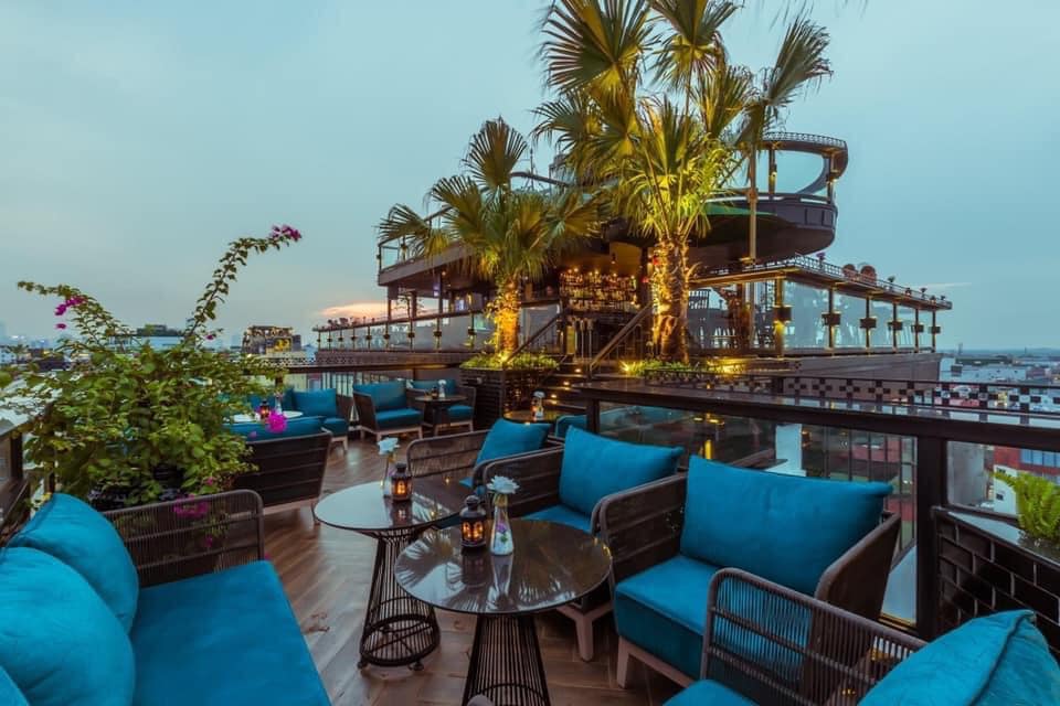 lighthouse-sky-bar-27-h-ng-b