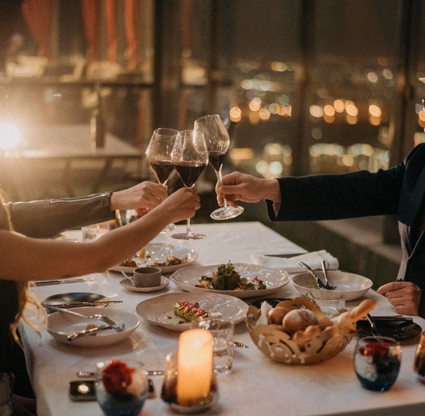 Truffle Restaurant Tầng 73 Landmark 81 CHILL Vietnam