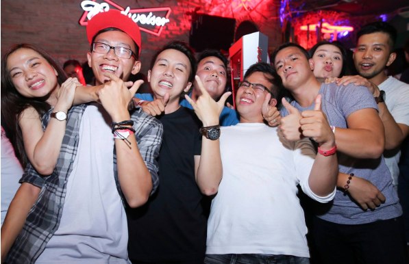 Fang Pub - Club sở hữu không gian âm nhạc, ánh sáng cực chất tại Sài Gòn