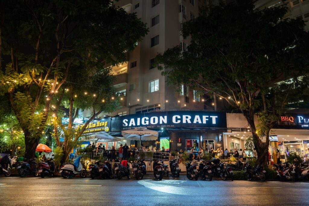 Saigon craft bar and grill - uống bia và nhâm nhi cực chill tại Sài Gòn