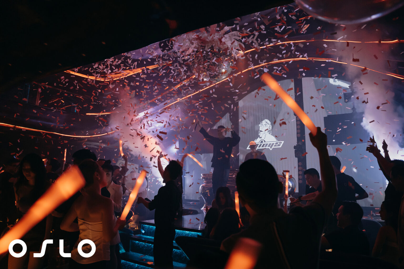 OSLO CLUB & BAR - 38 Đ. Nam Kỳ Khởi Nghĩa, Quận 1 | CHILL Vietnam