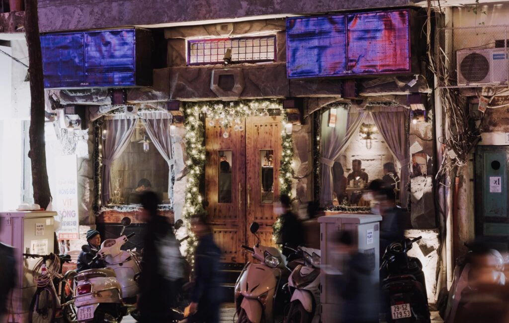 Little Shelter - cocktail bar nổi bật giữa trung tâm Thủ đô Hà Nội