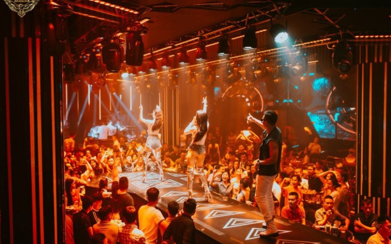 Khám Phá Đà Nẵng Về Đêm: Top Nightclub Không Thể Bỏ Qua