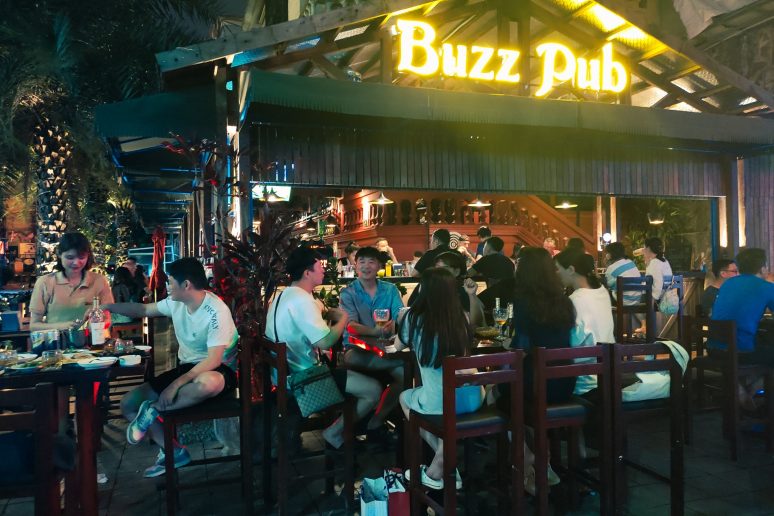 Buzz Pub - quán pub ấm cúng nên thử tại Hải Phòng