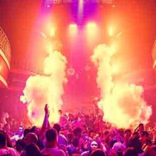 Tuyệt Chiêu Giữ An Toàn Khi Đi Club: Bí Quyết Cho Một Đêm Vui Trọn Vẹn