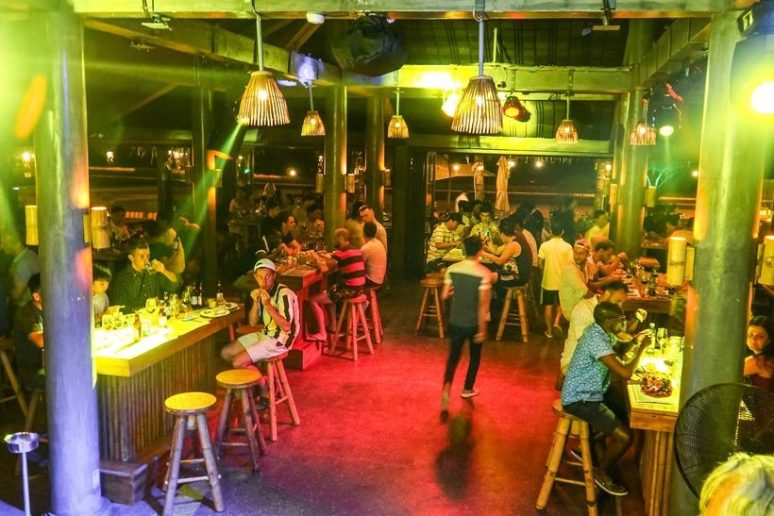 KARAOKE ROYAL CLUB - Quán Bar nổi tiếng Đà Nẵng